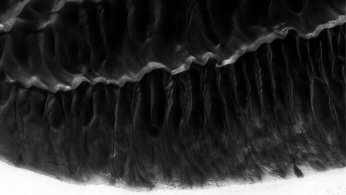Martian Dementors © Leonardo Di Maggio - Astronomy Photographer of the Year 2024 Annie Maunder Prize for Image Innovation